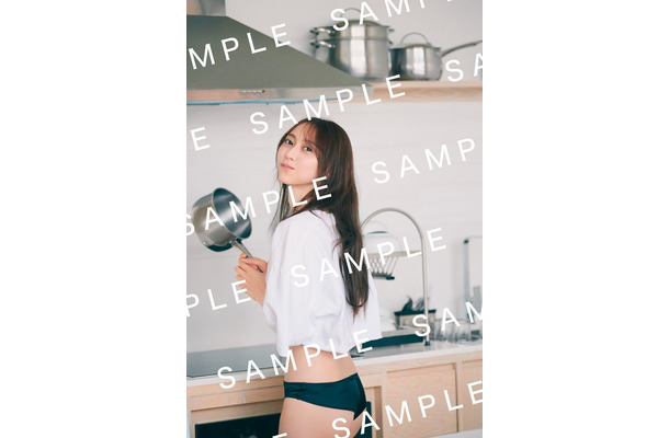 弓木奈於 1st写真集「天使だったのか」／撮影：三瓶康友／ワン・パブリッシング