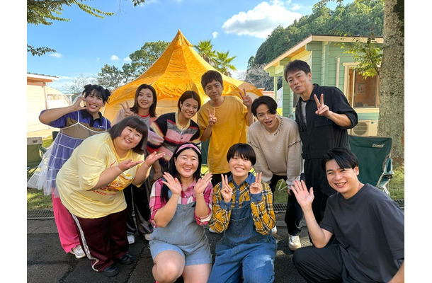 （後列左から）ゆめっち、福田麻貴、阿部詩、二宮和也、菊池風磨、陣内智則（前列左から）かなで、よしこ、まひる、吉村崇（C）日本テレビ