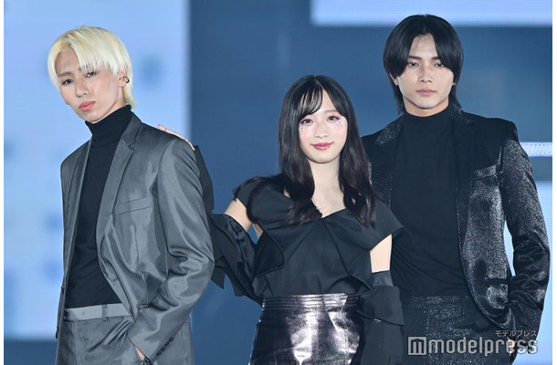 浦野秀太、小栗有以、中川勝就（C）モデルプレス