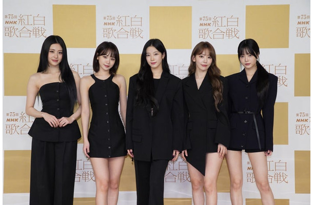 LE SSERAFIM／（左から）HUH YUNJIN（ホ・ユンジン）、KIM CHAEWON（キム・チェウォン）、KAZUHA（カズハ）、SAKURA（サクラ）、HONG EUNCHAE（ホン・ウンチェ）（提供写真）