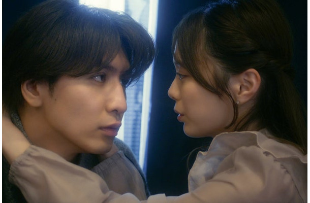 藤井流星、紺野彩夏「キスでふさいで、バレないで。」第3話（C）「キスでふさいで、バレないで。」製作委員会