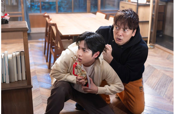 志尊淳、香取慎吾「日本一の最低男 ※私の家族はニセモノだった」第7話（C）フジテレビ