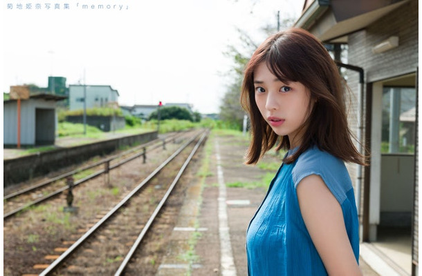 菊地姫奈「memory」より（C）Takeo Dec.