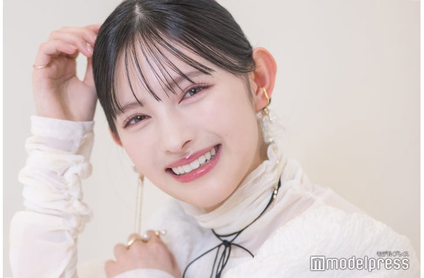 モデルプレスのインタビューに応じた菅田愛貴（C）モデルプレス