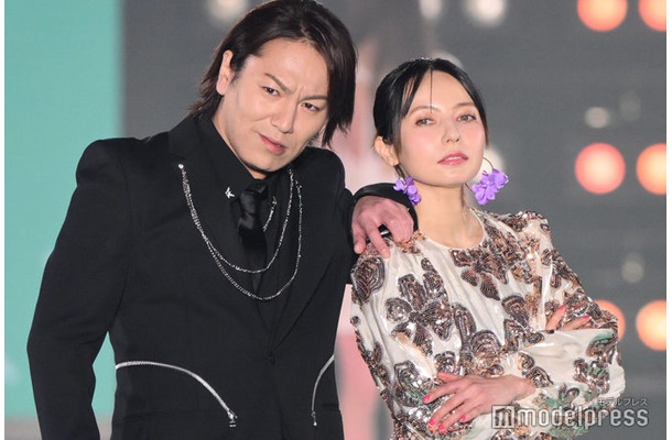 狩野英孝、ベッキー（C）モデルプレス
