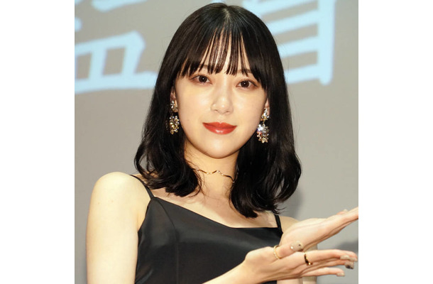 堀未央奈「う〜ん、いい匂い」癒しの香り！愛用の練り香水を紹介