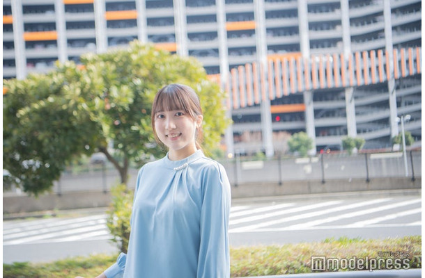 モデルプレスのインタビューに応じた前川百花さん（C）モデルプレス