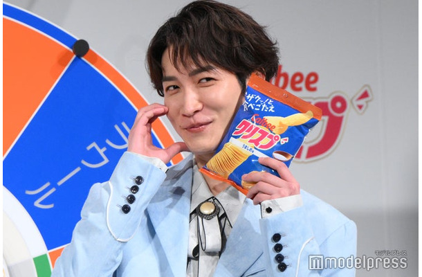 食べ過ぎてお芋にならないよう気をつけている渡辺翔太（C）モデルプレス