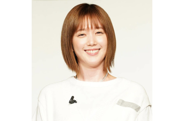 本田翼、あのちゃんとパシャリ！仲良しSHOTにファンほっこり「お花見デート最高」「めっちゃ可愛い」
