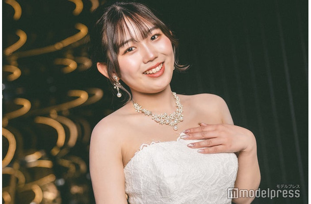 モデルプレスのインタビューに応じた磯邉明日菜さん（C）モデルプレス