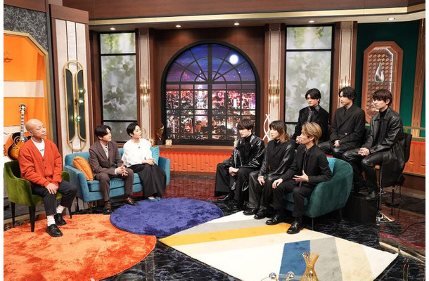 小峠英二、松下洸平、有働由美子、SixTONES（C）日本テレビ