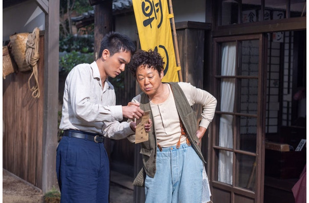 北村匠海、阿部サダヲ「あんぱん」第14話（C）NHK