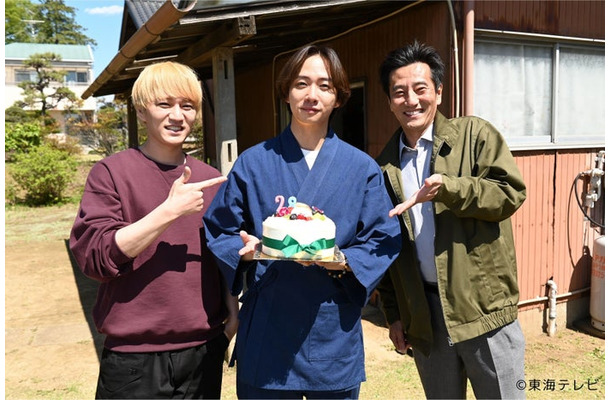 神山智洋、中村海人、津田寛治（C）東海テレビ