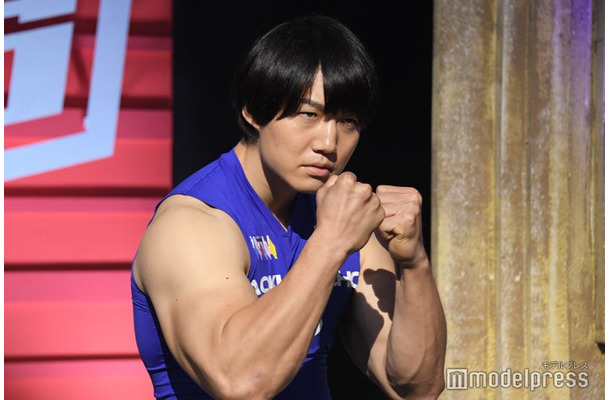 青木マッチョ（C）モデルプレス