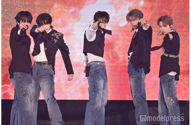 &TEAM（C）モデルプレス