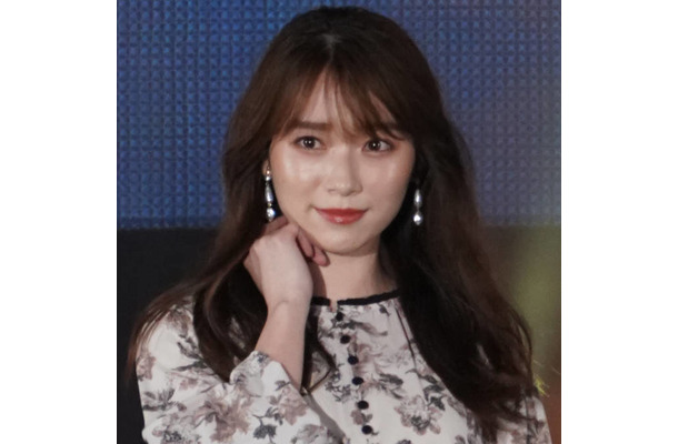 「幼少期から完成されてる」櫻坂46守屋麗奈、2歳当時のキュートSHOTにファン悶絶「ちっちゃい時から天使」