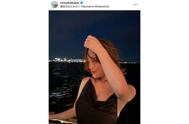 筧美和子、海風を感じるドレスSHOTに「すごくセクシーで綺麗」「どんどん美しくなっておりますね」の声