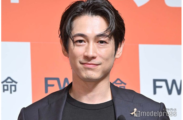 黒髪のディーン・フジオカ（C）モデルプレス