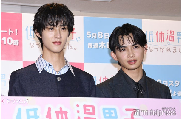 トーク中も仲の良さを見せていた曽野舜太、草川直弥（C）モデルプレス