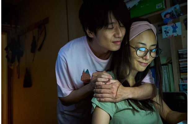 風間俊介、MEGUMI（C）「それでも俺は、妻としたい」製作委員会
