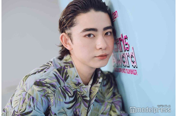 モデルプレスのインタビューに応じた豊田裕大（C）モデルプレス