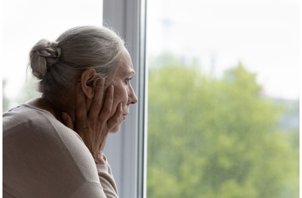 一人暮らしをする親が認知症に。「近所に引っ越してきてもらう」と決めたあと、すぐさま浮上した問題は