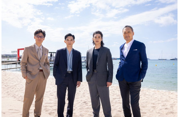 李相日監督、吉沢亮、横浜流星、渡辺謙（C）KAZUKO WAKAYAMA