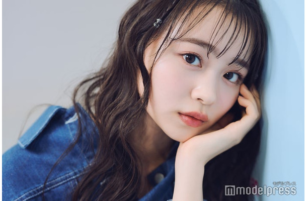 モデルプレスのインタビューに応じた林芽亜里（C）モデルプレス