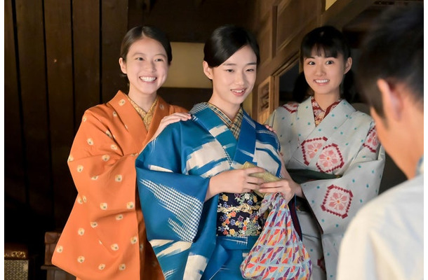 今田美桜、河合優実、原菜乃華「あんぱん」（C）NHK