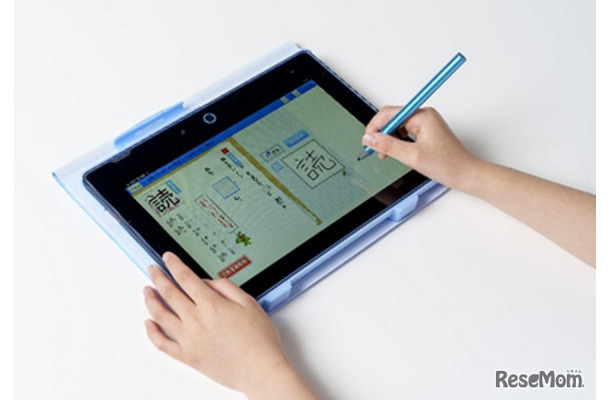 ベネッセが提供する「進研ゼミ」のタブレット教材を活用