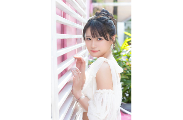 中野愛理「セブンネット限定カバーVer.」（C）KADOKAWA（C）Zest, Inc. PHOTO／田中智久