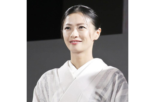 2児の母・榮倉奈々、夏休みの計画明かし「ぐったりです、こっちは」