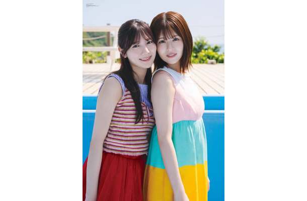 日向坂46河田陽菜&松田好花、ノースリーブの衣装で爽やかに！“ひなこの”コンビがフレッシュに魅せる