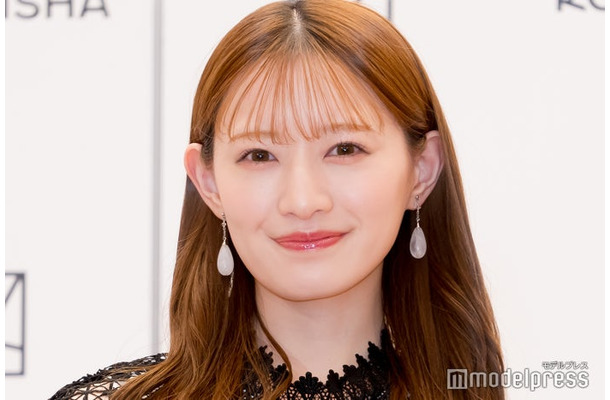 2nd写真集「掻き立てる」発売記念会見に出席した中田花奈（C）モデルプレス