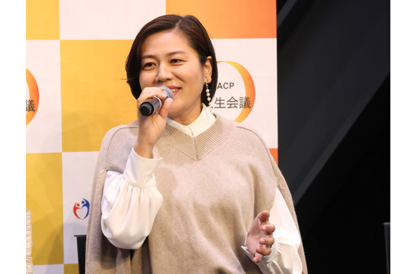 青木さやか「癒されるよりも癒したい」。多忙すぎる生活の中、15年に渡り「もっと忙しい愛護活動」を続ける理由とは