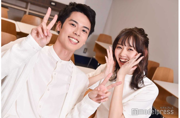 北條慶、江野沢愛美（C）モデルプレス