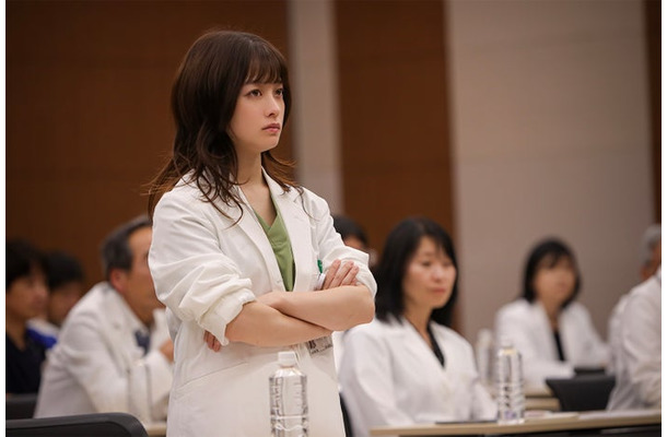 橋本環奈「天久鷹央の推理カルテ」最終話（C）テレビ朝日