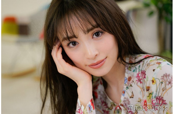 泉里香（C）モデルプレス