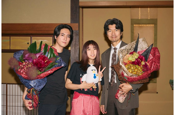 間宮祥太朗、上白石萌歌、仲村トオル（C）TBS