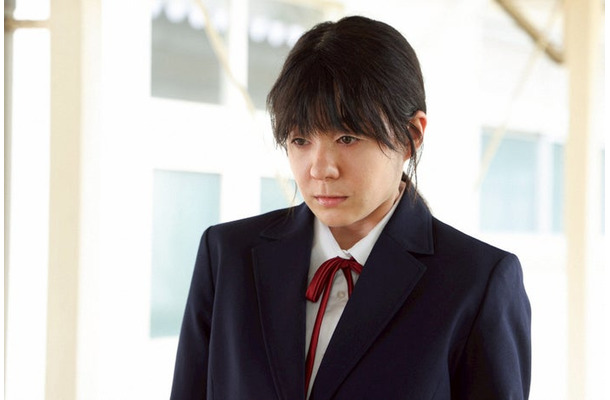 トリンドル玲奈「レプリカ 元妻の復讐」第1話（C）テレビ東京