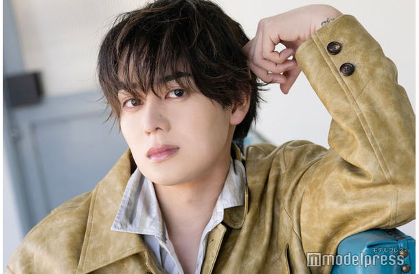モデルプレスのインタビューに応じた前田大輔（C）モデルプレス