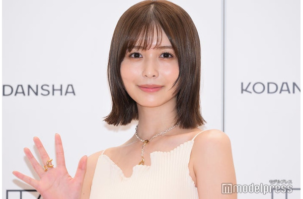 会見に出席した長濱ねる（C）モデルプレス