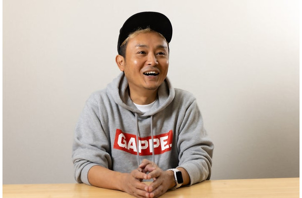 藤野義明ディレクター「モデルプレスカウントダウンマガジン vol.11」（撮影：野間憲治）／東京ニュース通信社刊