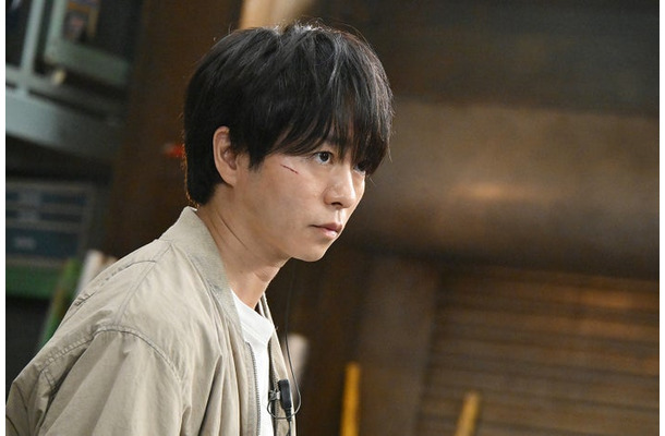 櫻井翔「放送局占拠」第2話（C）日本テレビ