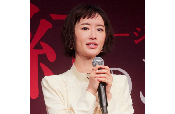 松本まりか、話題沸騰のドラマ『奪い愛、真夏』怒涛の展開を印象付ける演技で魅了