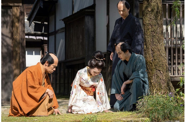 伊藤淳史、福原遥、横浜流星、染谷将太「べらぼう～蔦重栄華乃夢噺～」第28話（C）NHK