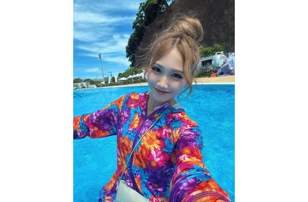佐藤芹菜／公式Instagramより