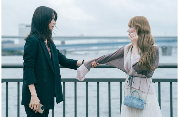 森カンナ、加藤史帆（C）「彩香ちゃんは弘子先輩に恋してる 2nd Stage」製作委員会・MBS／最終話より