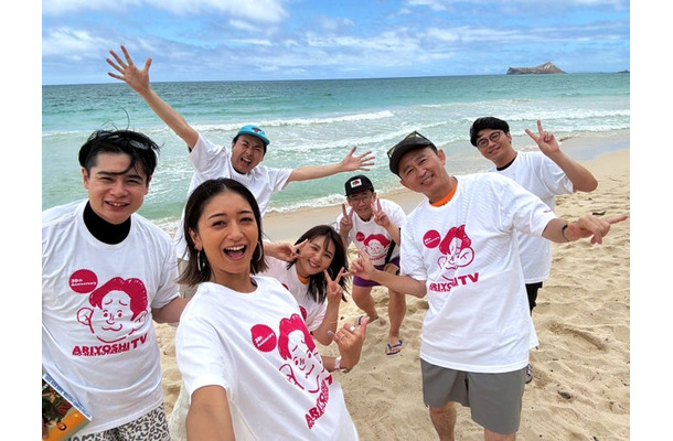 （から）吉村崇、みちょぱ、田中卓志、野呂佳代、ビビる大木、有吉弘行、新山（C）フジテレビ