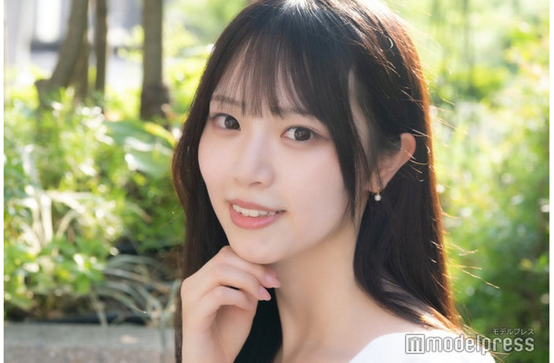 モデルプレスのインタビューに応じた斉藤花音さん（C）モデルプレス